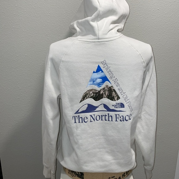 The North Face Off-White Hoodie with Blue Logo - Picture 4 of 7